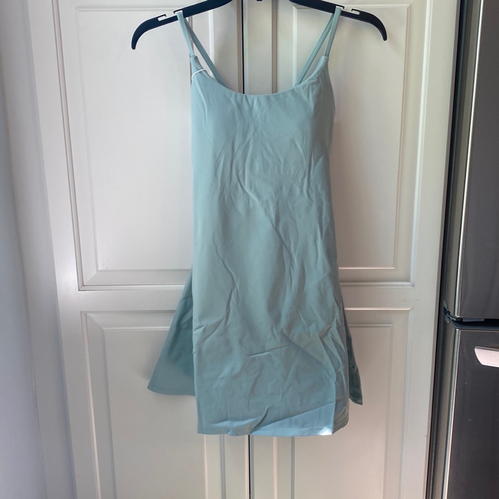 Brand new never worn HALARA cloud ful dress with built in shorts